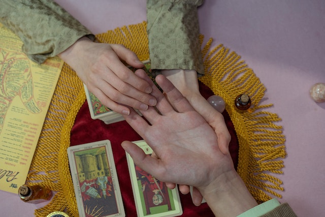 Palm Reader in Sydney