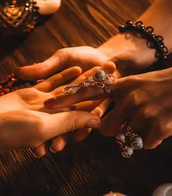 palm-reading-img